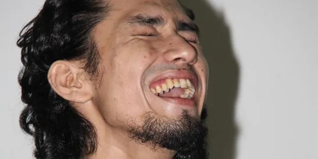 Revaldo Teriak-Teriak Ingin Sembuh