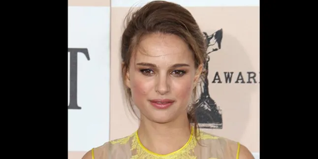 Natalie Portman Percaya Hal Tahayul