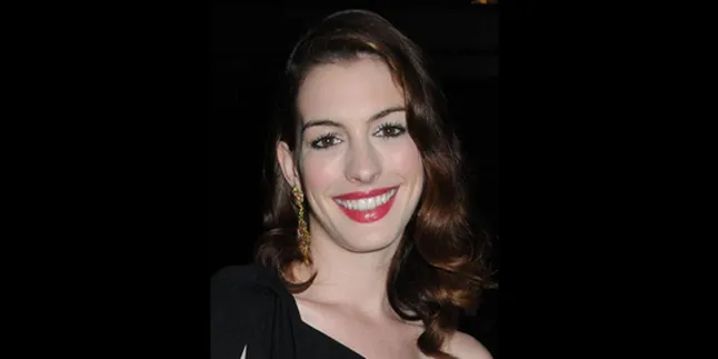 Anne Hathaway Komentari Penampilannya di Oscar