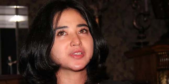 Dewi Perssik: Agak Berat Memaafkan Jupe Dewi Perssik: Agak Berat Memaafkan Jupe