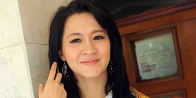Okie Agustina - Pewe Siap Bikin Album