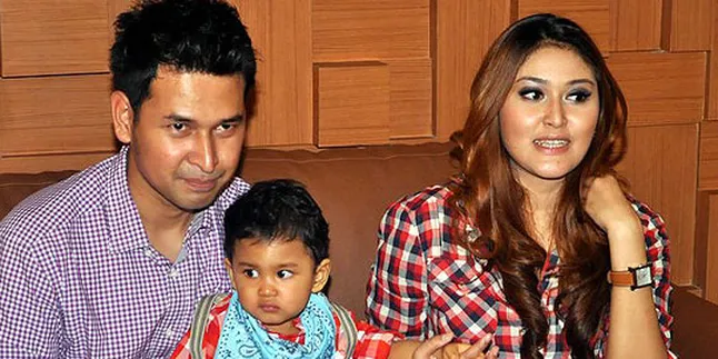 Nuri Shaden Tak Pede Kembali Bernyanyi