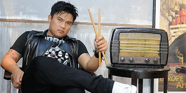 Posan Jadi Komposer Lagu