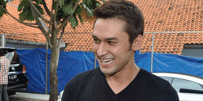 Indra L Bruggman Pergi ke Saudi Arabia