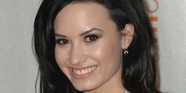 Demi Lovato Sinar Masa Depan X-FACTOR?