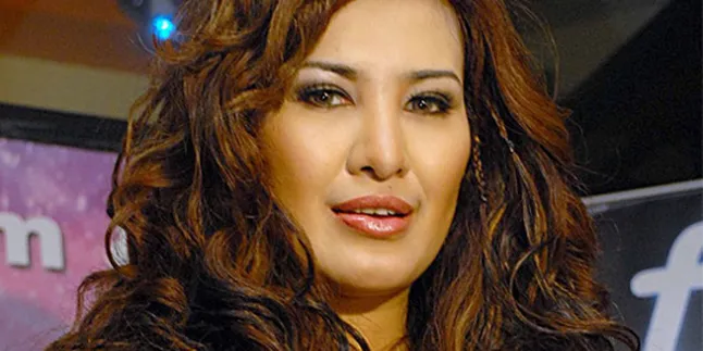 Liza Natalia Termotivasi Duet Ashanty - Anang?