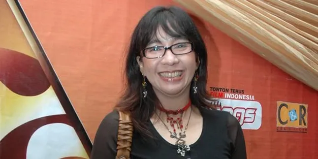 Iyut Bing Slamet Hanya Dibesuk Kakak Iyut Bing Slamet Hanya Dibesuk Kakak