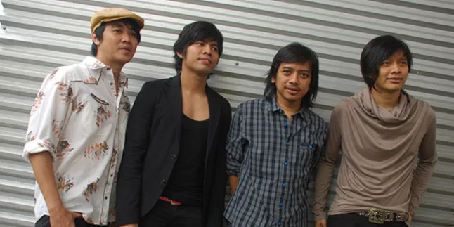 Ide dan Konsep Spontan di Konser 17 Tahun Gigi Ide dan Konsep Spontan di Konser 17 Tahun Gigi