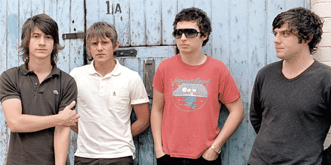 Arctic Monkeys Ternyata Terobsesi Nirvana?