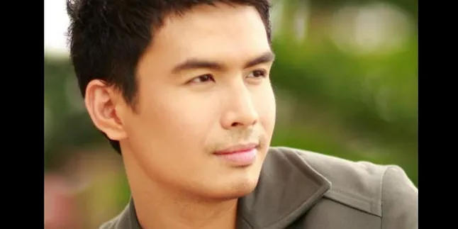 Christian Bautista Bakal Buka Konser 2NE1