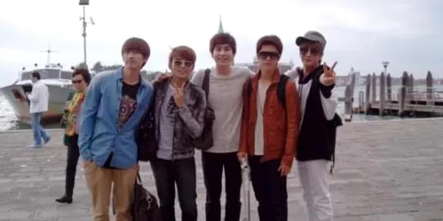 Promotor 'No Comment' Soal Kepastian Super Junior