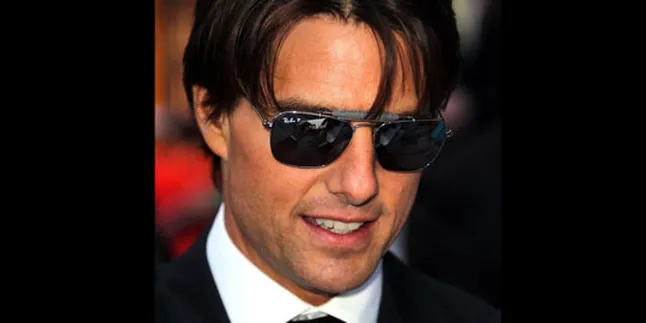 Wow, Tom Cruise Sewa Axl Rose Jadi Pelatih Vokal!