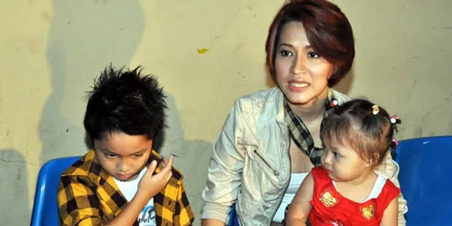 Phewe Tahta Lebih Keren Dari Pasha Ungu