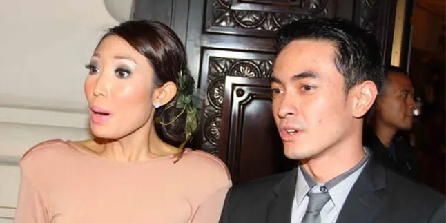 Ayu Dewi - Zumi Zola Batal Nikah! Ayu Dewi - Zumi Zola Batal Nikah!
