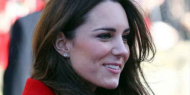 Kate Middleton Rancang Gaun Pengantinnya Sendiri Kate Middleton Rancang Gaun Pengantinnya Sendiri