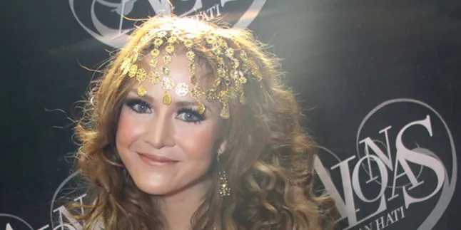 Cynthiara Alona Tinggalkan Akting Demi Imej Baru Cynthiara Alona Tinggalkan Akting Demi Imej Baru