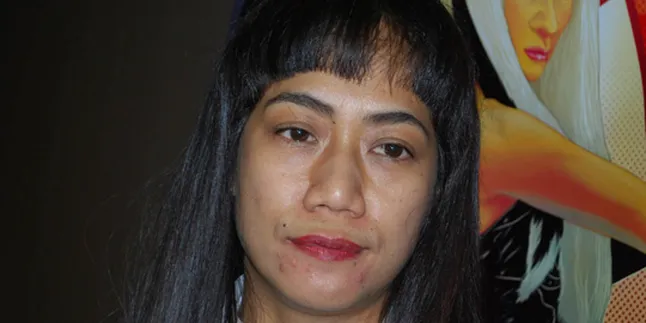 Nia Dinata Dipusingkan Bea Cukai