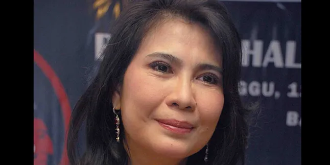Rafika Duri: Wanita Jangan Lupakan Kodrat Rafika Duri: Wanita Jangan Lupakan Kodrat