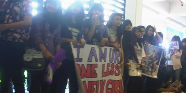 Bareng Selena Gomez, Justin Bieber Tiba di Indonesia Bareng Selena Gomez, Justin Bieber Tiba di Indonesia