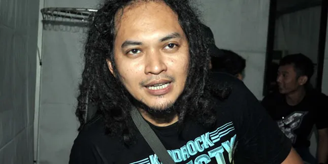 Drummer Dewa 19 Bersiap Hengkang