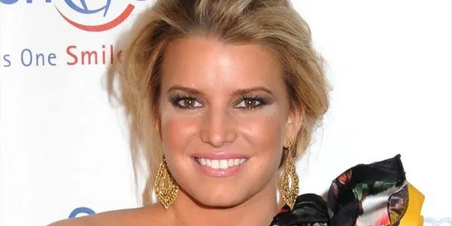 Jessica Simpson Yakin Bisa Kalahkan Kate Middleton