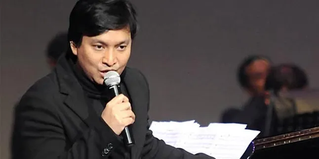 Yovie Widianto Dedikasikan Awards Untuk Elfa Secioria