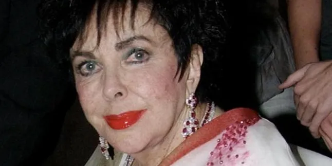 OMG! Elizabeth Taylor Sempat Punya Anak di Luar Nikah