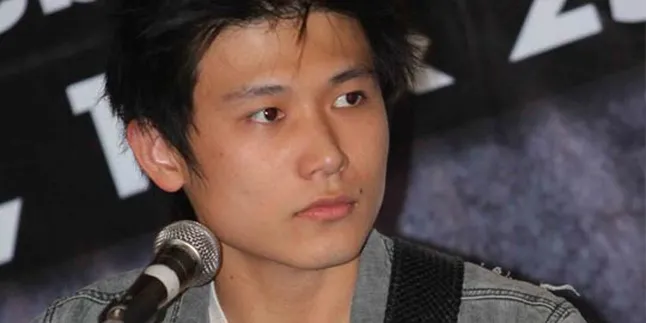 Demi 'Bidadari', William Gomez Jatuh Dari Motor