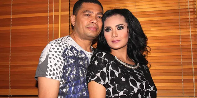 Krisdayanti Blak-Blakan Soal Kehamilannya Krisdayanti Blak-Blakan Soal Kehamilannya