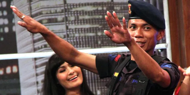 Norman Kamaru - Dorce Kolaborasi di Mabes Polri