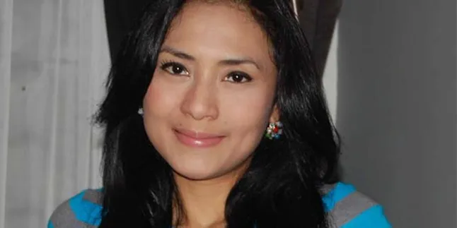 Tina Astari Ingin Ambil S2 di London