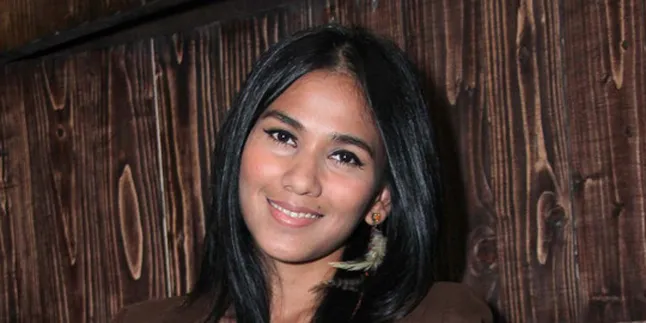 Nova Eliza: Nama Besar Bukan Untuk Disombongkan