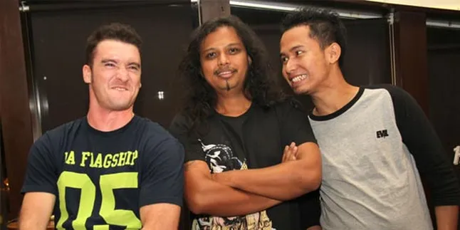 Gugun Blues Shelter Resmi Tampil Dengan Bon Jovi!