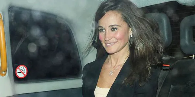Foto Bikini-Topless Pippa Middleton Beredar!