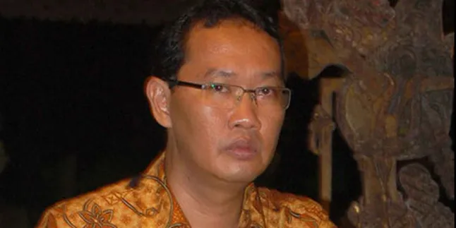 Anak Moerdiono Sesalkan Pernikahan Ayahnya