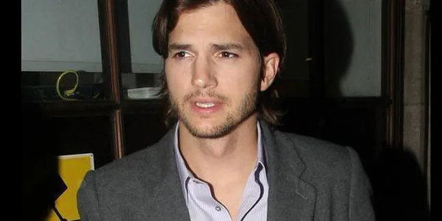 Kutcher Resmi Gantikan Sheen di 'TWO AND A HALF MEN'