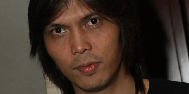 Once Ingin Lepas Embel-Embel Dewa Dari Namanya