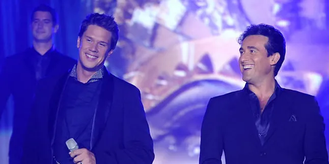 Il Divo Raih 'Artist of the Decade'