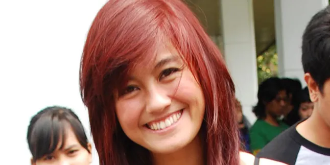 Jadwal Padat, Agnes Monica Didera 'Back Pain'