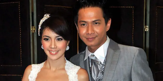 Delon Sengaja Nikah Saat Ultah