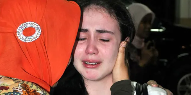 Makin Gemuk, Keluarga Bantah Arumi Hamil