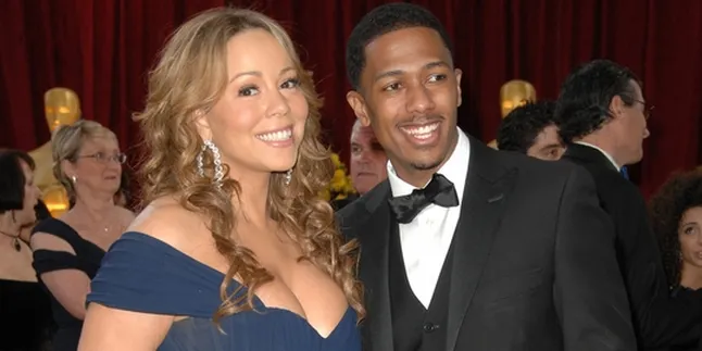 Mariah Carrey Dapat Kado Kalung US$12 Ribu