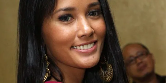 Titi Sjuman Tampil Perfect Demi Raya