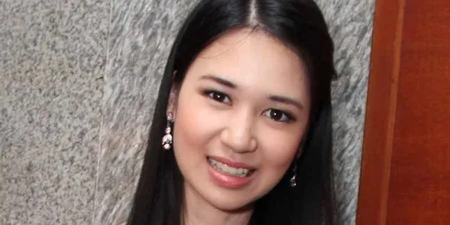 Laura Basuki Gelar Pernikahan di Hotel Mulia