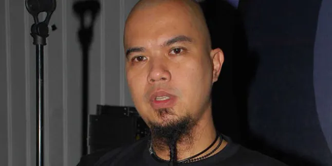 Kata Selebritis, Ahmad Dhani Itu...