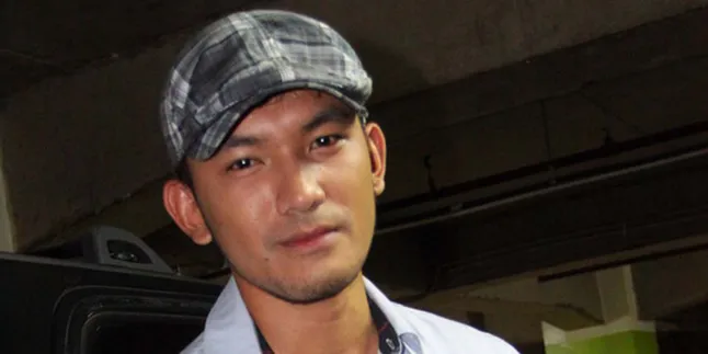 Rio Dewanto: Gak Suka Film Tanda Tanya, Itu Masalah Kalian
