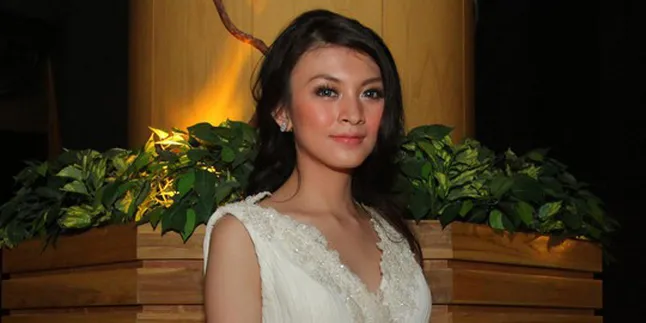 Donita Belajar Dari Nyanyi Off Air