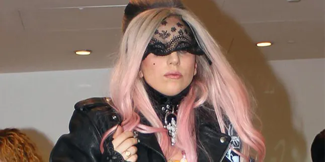 Lady GaGa Benci Video Klip 'Telephone'