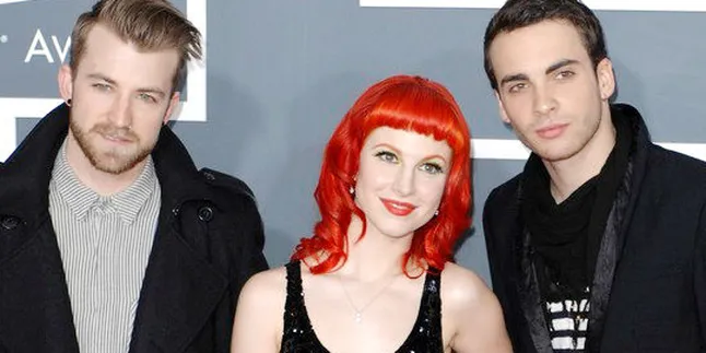 Paramore Bocorkan Soundtrack 'TRANSFORMERS'
