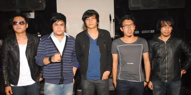 Terinspirasi Coldplay, Avanindra Kibarkan Sayap Terinspirasi Coldplay, Avanindra Kibarkan Sayap